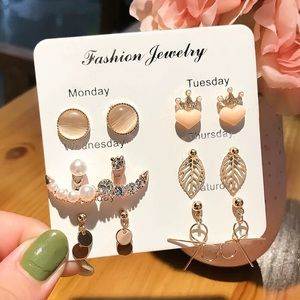 6 pieces of selected earrings one set
